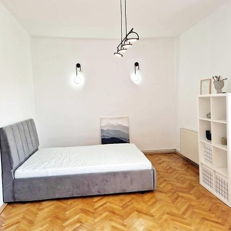 Olv Nomad Apartment Клуж-Напока Екстериор снимка